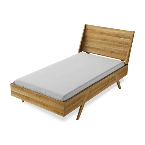 Arbaro bed wit a headboard - solid, oiled oak wood